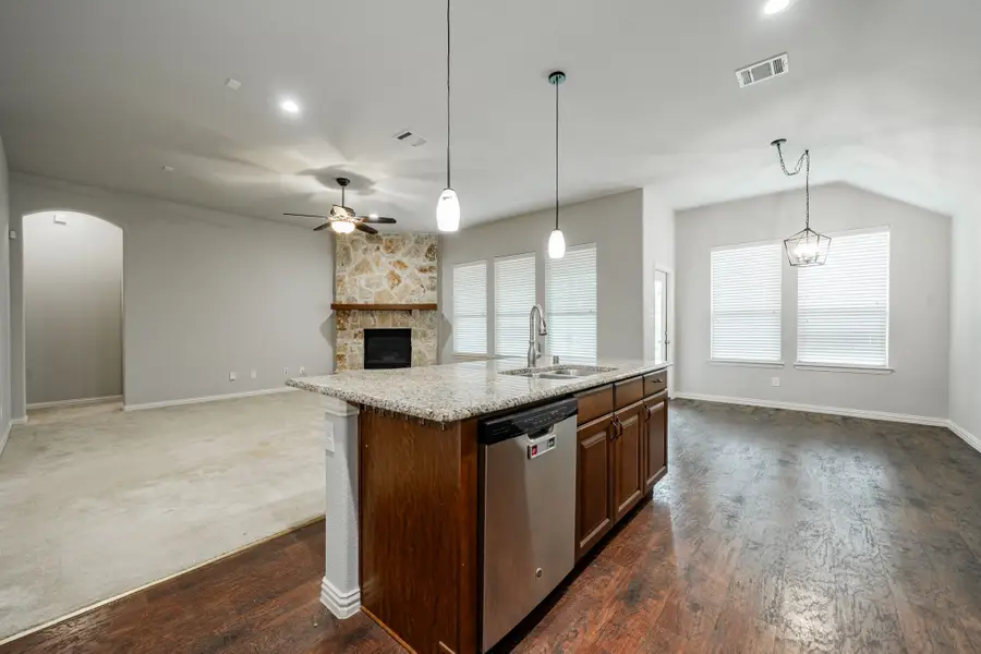 5104 Grove Cove Drive, McKinney, TX 75071 - Image #2