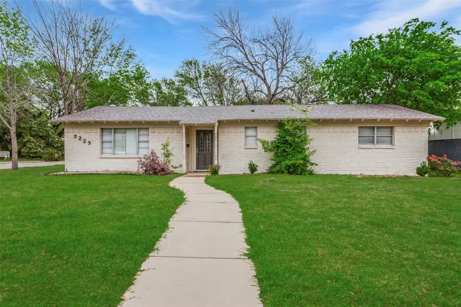 5229 Rutland Avenue, Fort Worth, TX 76133 - Image #2