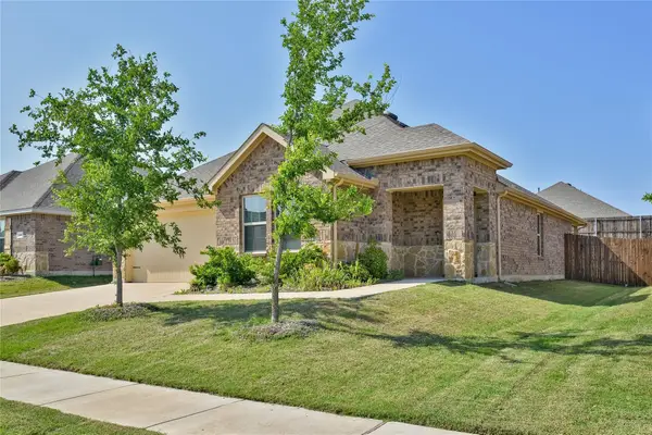 604 Calm Springs Drive, Princeton, TX 75407