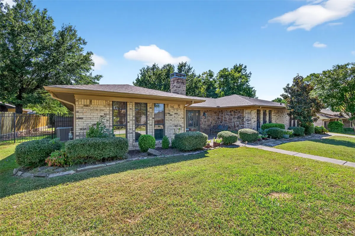 1610 Idlewood Drive, Sherman, TX 75092 - Image #1