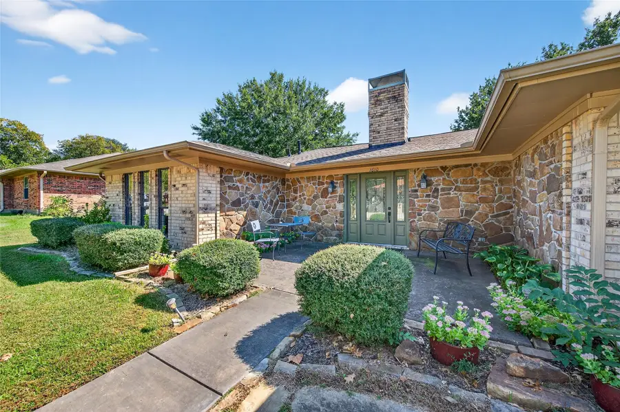 1610 Idlewood Drive, Sherman, TX 75092 - Image #3