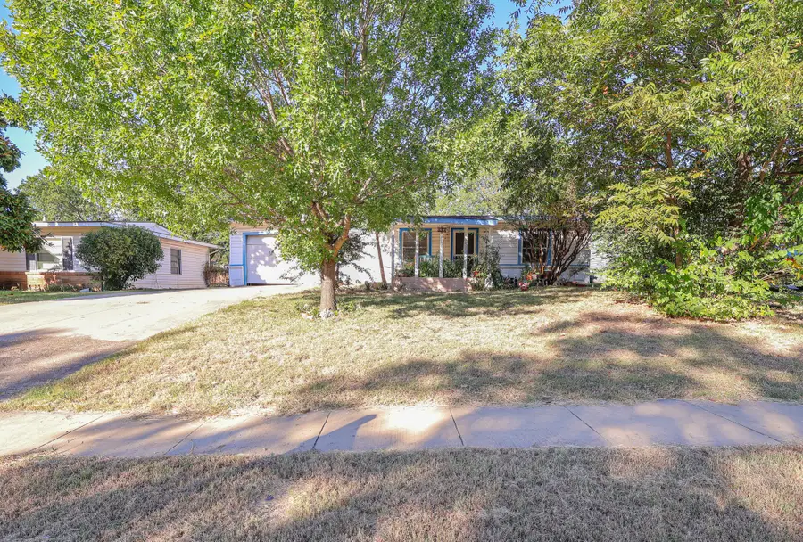 605 Biggs Terrace, Arlington, TX 76010 - Image #2