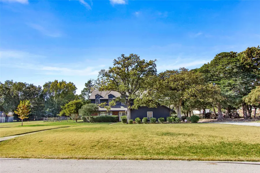 180 Highview Drive, Double Oak, TX 75077 - Image #3