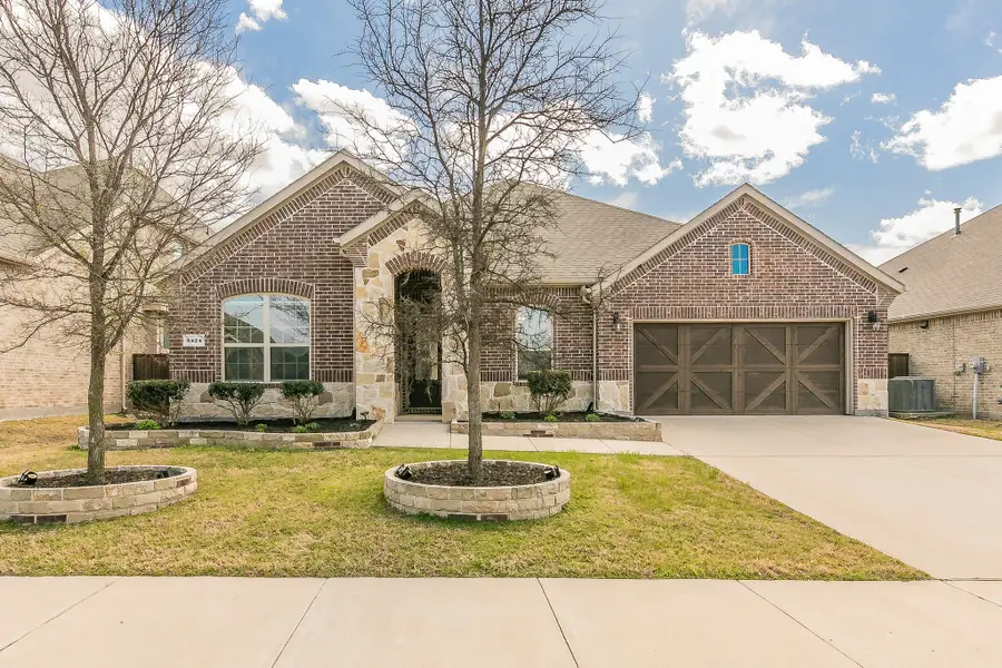 3424 Cimarron River Drive, Celina, TX 75078 - Image #2