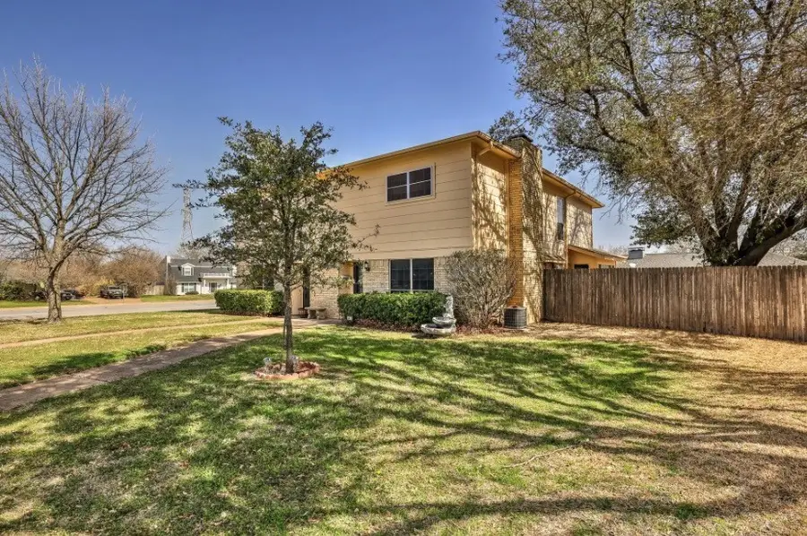 4401 Altamesa Boulevard, Fort Worth, TX 76133 - Image #2