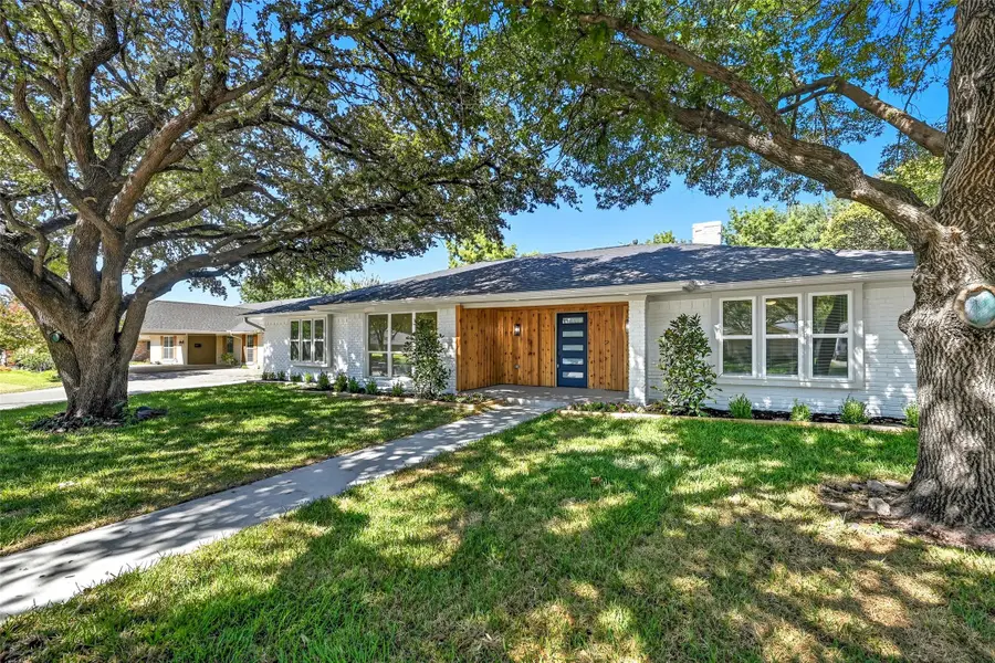 2709 Quail Ridge Drive, Carrollton, TX 75006 - Image #2