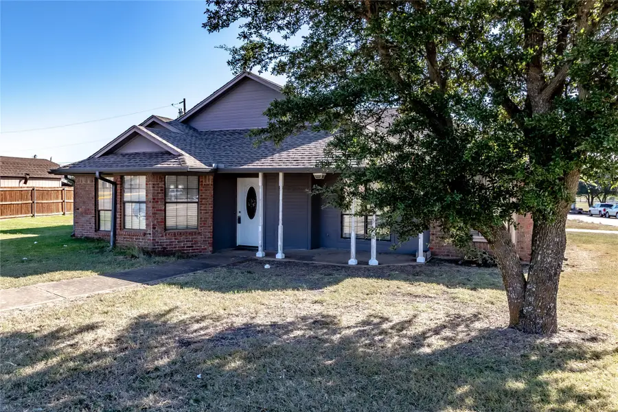308 Bear Creek Drive, Ellis, TX 75125 - Image #2