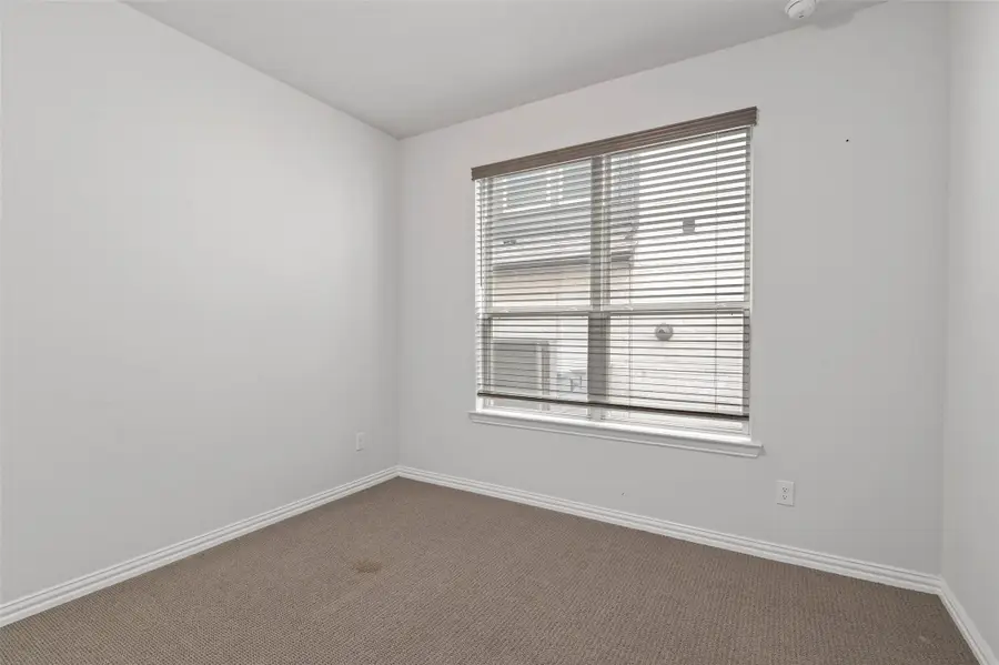 624 Cedarwood Street, Pilot Point Aubrey, TX 76227 - Image #3