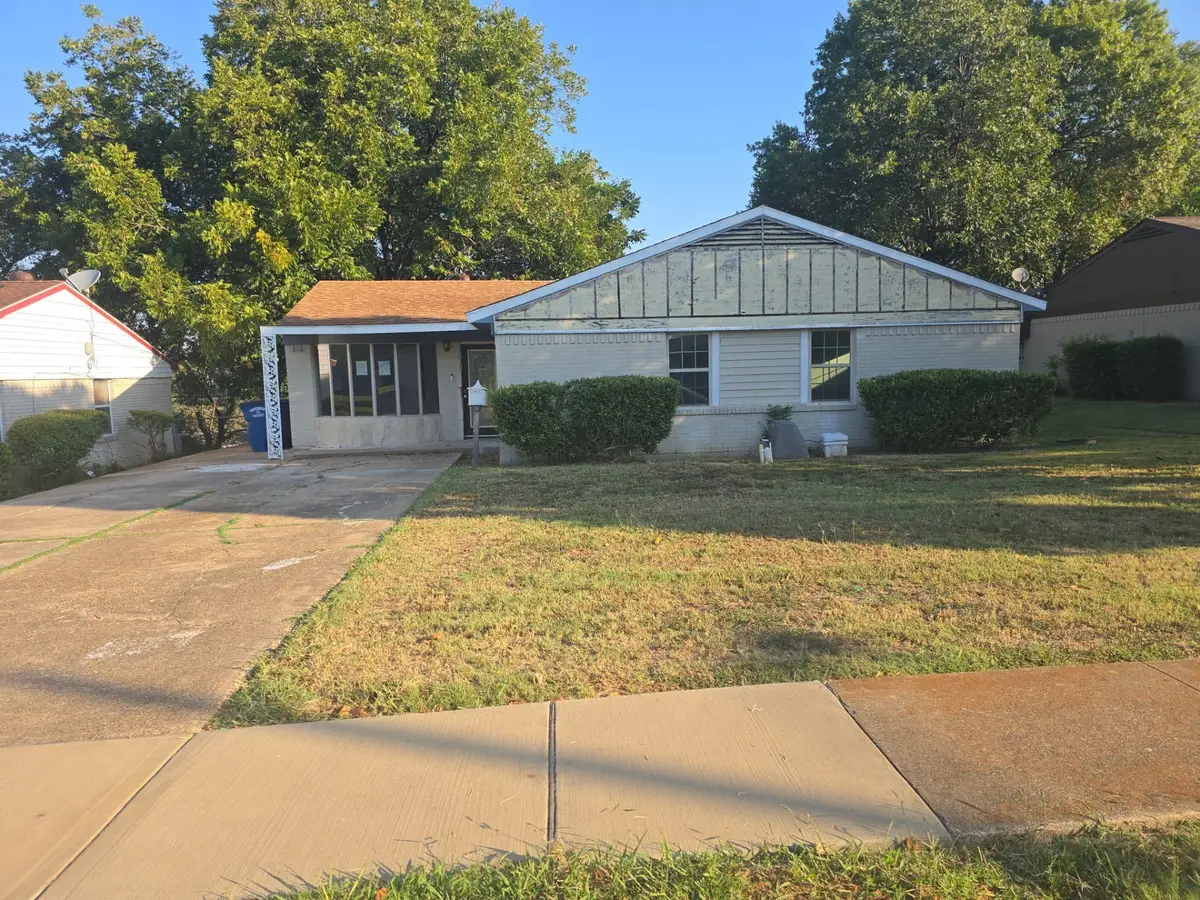 3727 Golden Hills Drive, Dallas, TX 75241 - Image #1