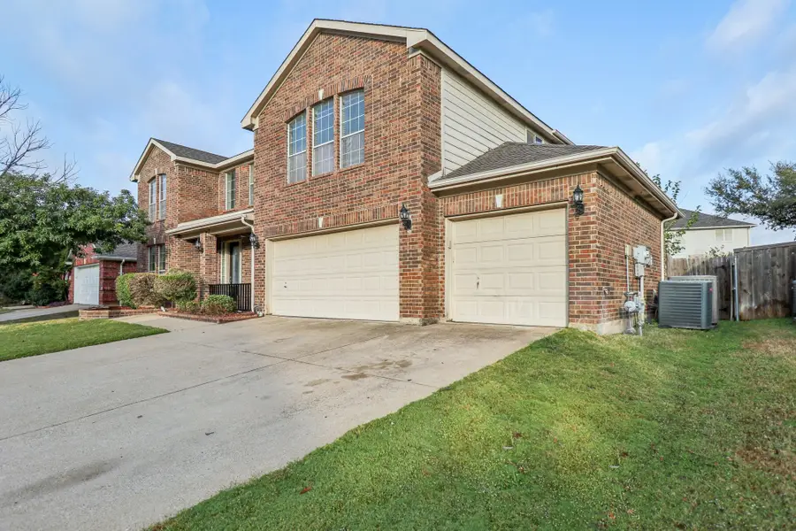 5410 Vicksburg Drive, Arlington, TX 76017 - Image #2