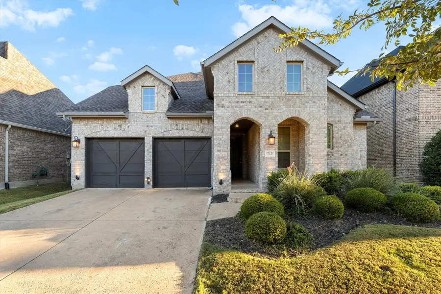 713 Field Crossing, Pilot Point Aubrey, TX 76227 - Image #2