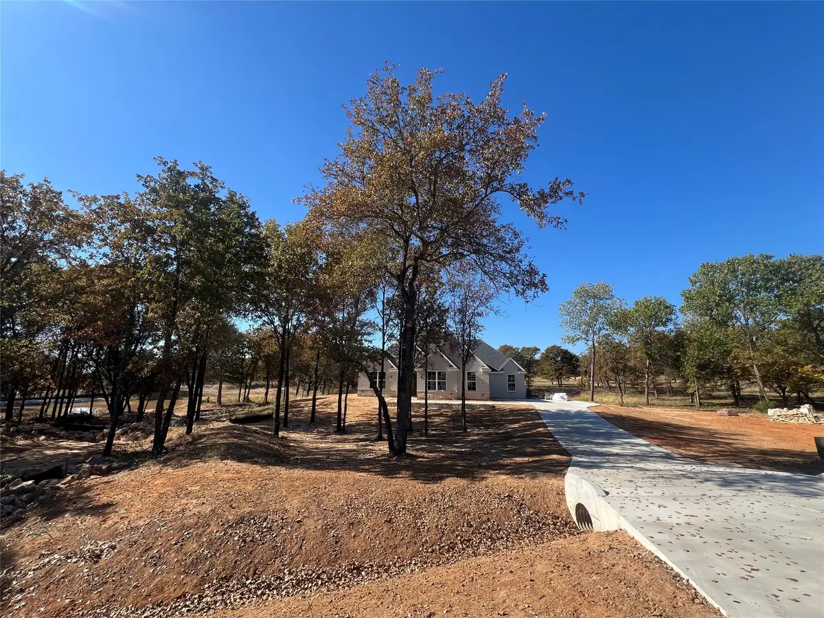 1053 Llano Way, Poolville, TX 76487 - Image #1