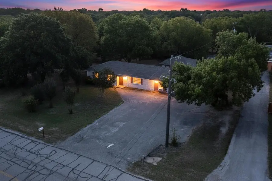 560 Bluebird Lane, Fairview, TX 75069 - Image #2