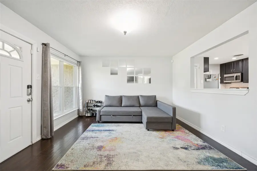 605 Fairview Drive, Richardson, TX 75081 - Image #3