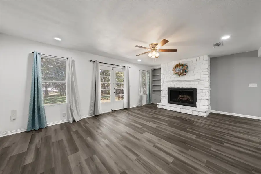 2128 Sunnydell Drive, Waco, TX 76711 - Image #3