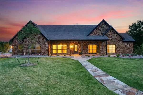 657 Silver Spur Drive, Weatherford, TX 76087