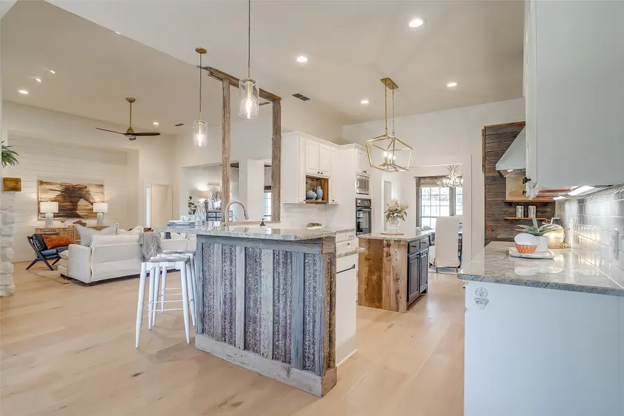 657 Silver Spur Drive, Weatherford, TX 76087 - Image #3