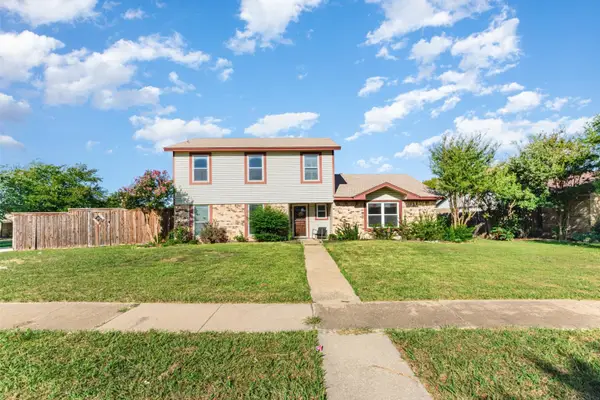 586 Abilene Drive, Lewisville, TX 75067