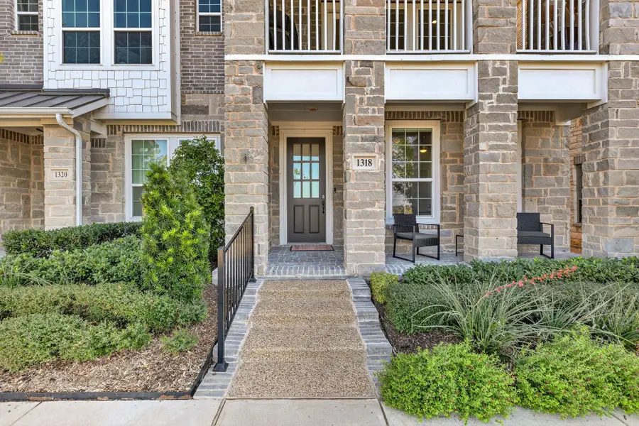 1318 Island Vista Drive, Arlington, TX 76005 - Image #3