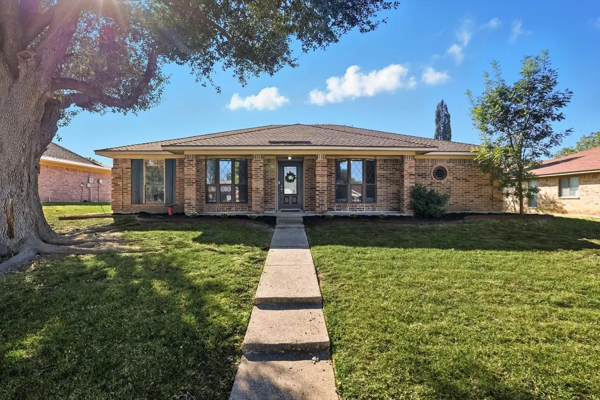 1012 Summertree Circle, Plano, TX 75025 - Image #1