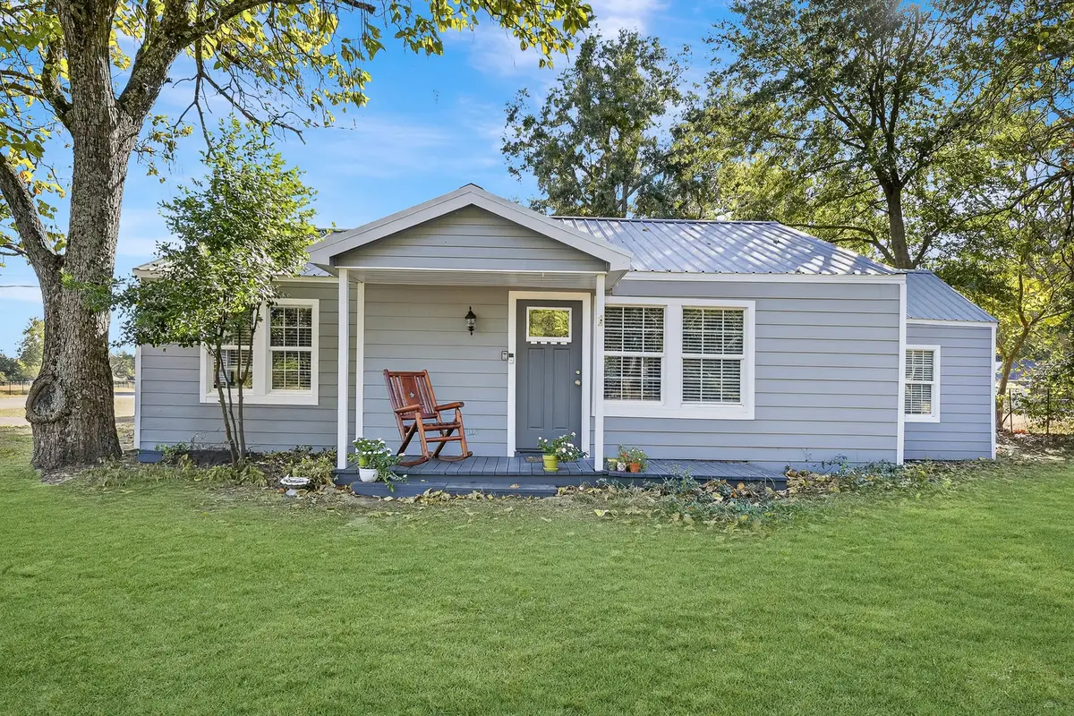 308 Jeannine Street, Winnsboro, TX 75494 - Image #1