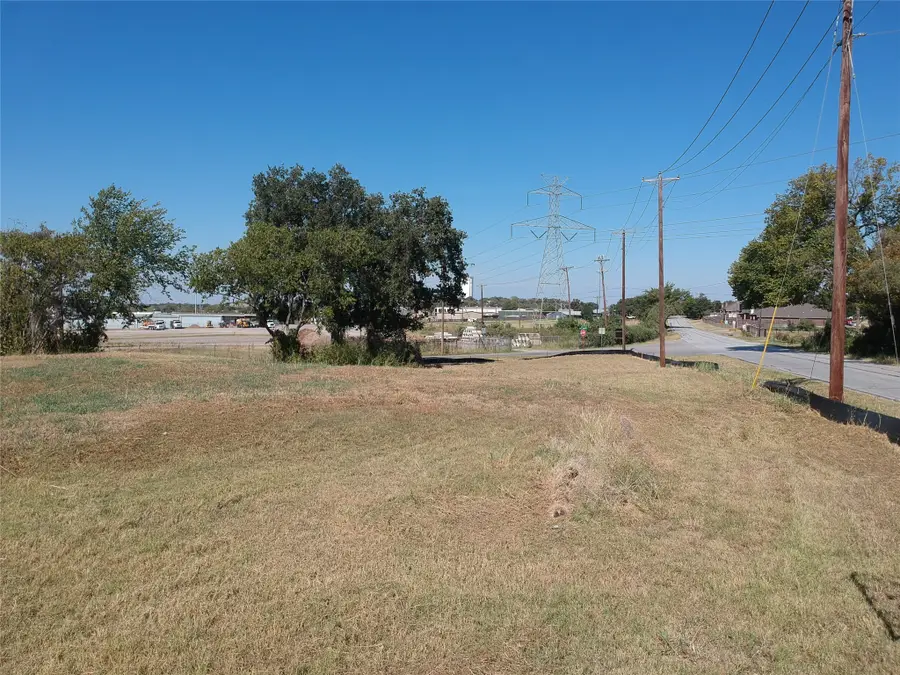 1201 Mansfield Cardinal Road, Kennedale, TX 76060 - Image #2