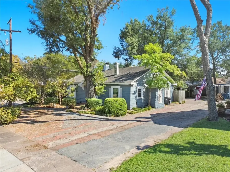 1501 Sycamore Avenue, Corsicana, TX 75110 - Image #2