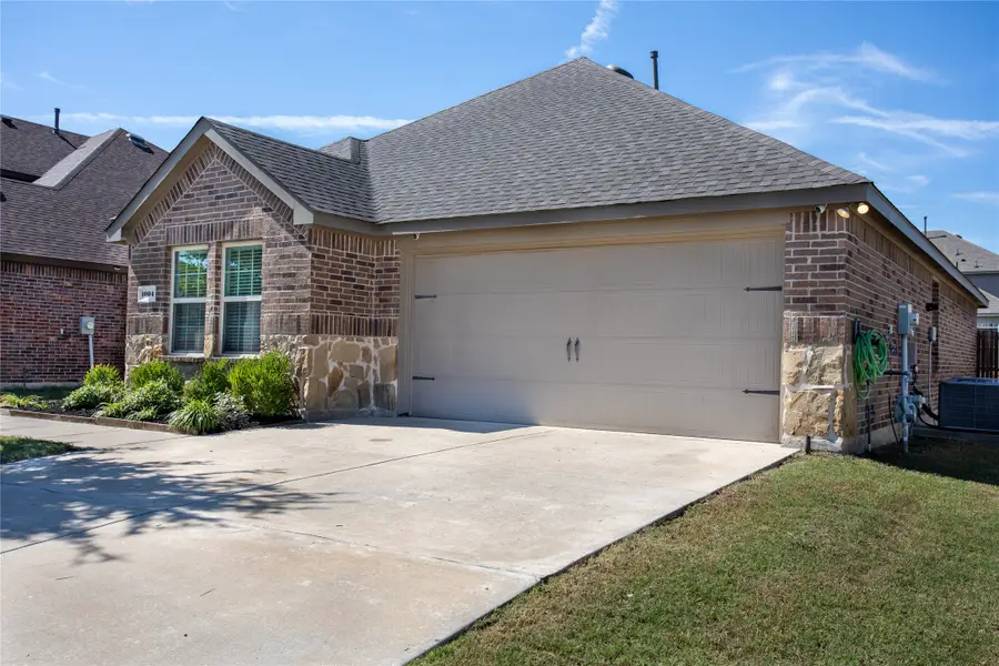 1004 Longhorn Lane, Princeton, TX 75407 - Image #2