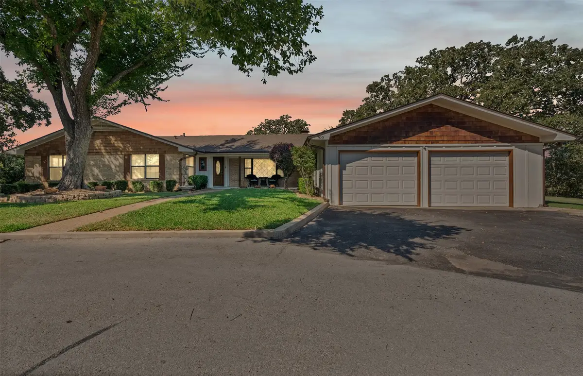 700 Wyche Court, Burleson, TX 76028 - Image #1