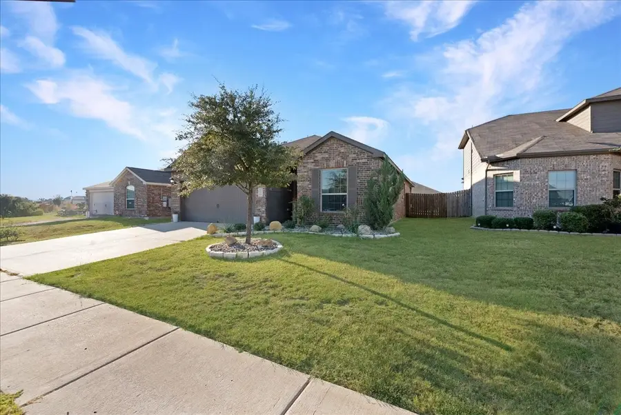 180 Kennedy Drive, Venus, TX 76084 - Image #2