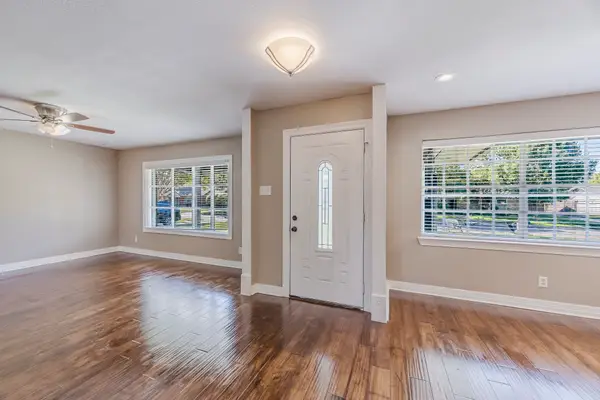 3255 Whitehall Drive, Dallas, TX 75229