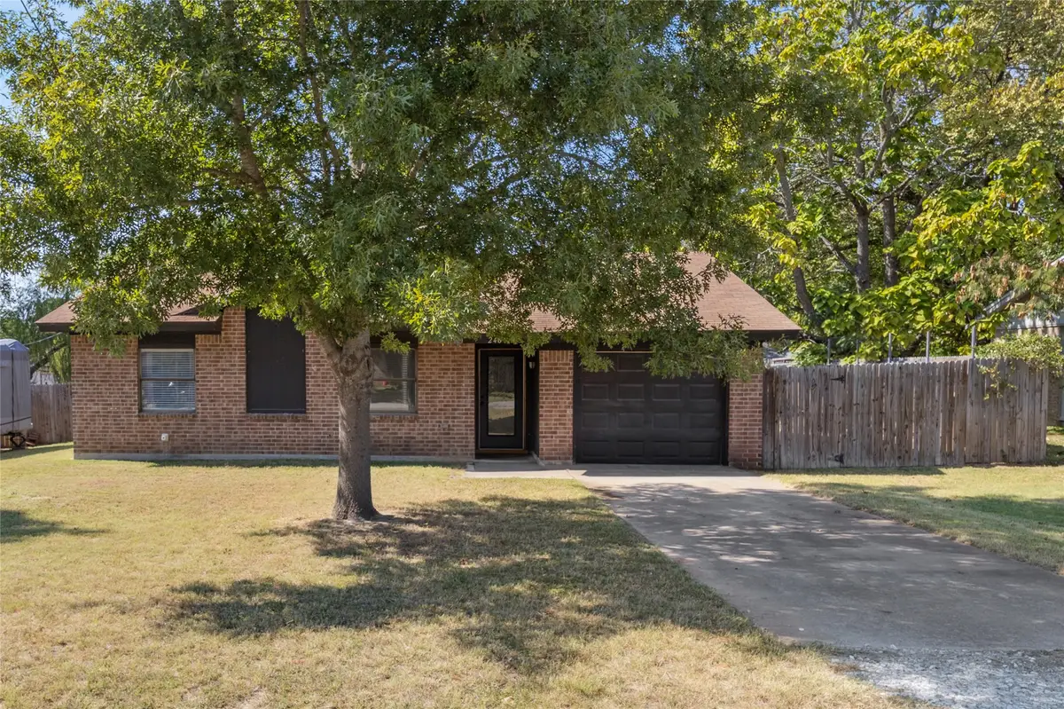 248 Mountain View Drive, Azle, TX 76020 - Image #1