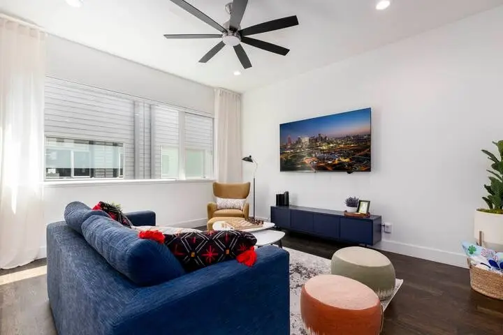 1224 Hyde Court, Dallas, TX 75215 - Image #1