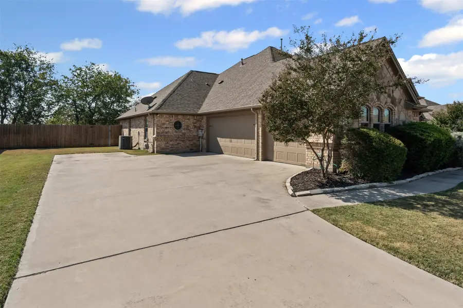 117 Aledo Glen Court, Aledo, TX 76008 - Image #2