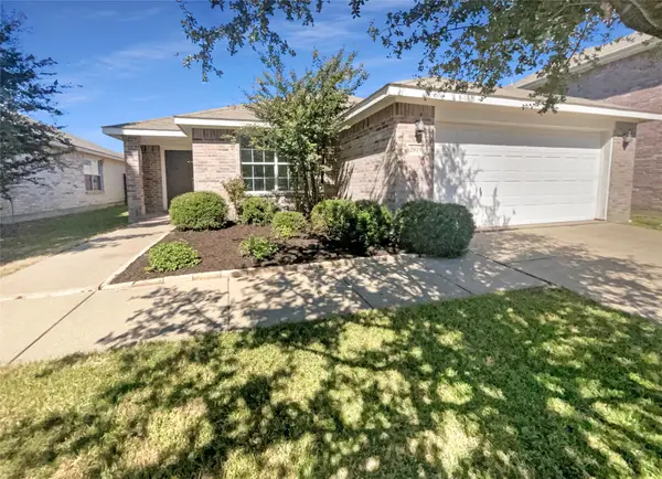 2019 Kingsbridge Drive, Heartland, TX 75126