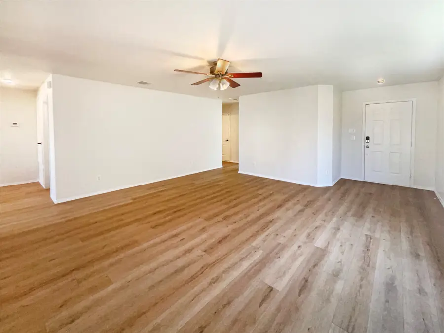 2019 Kingsbridge Drive, Heartland, TX 75126 - Image #3