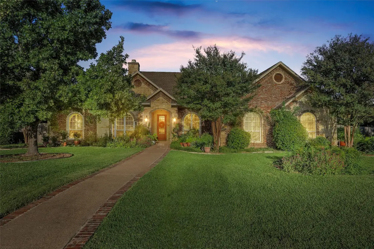 8 Republic Drive, Waco, TX 76708 - Image #1