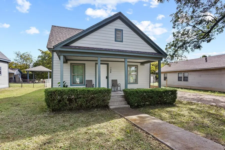 108 Holcombville Road, Tom Bean, TX 75489 - Image #2