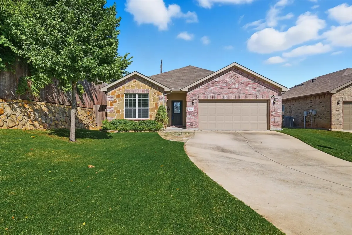 5201 Sea Cove Lane, Denton, TX 76208 - Image #1
