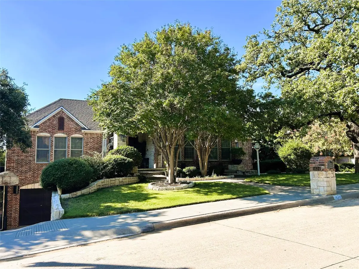 1634 Oak Ridge Drive, Corinth, TX 76210 - Image #1