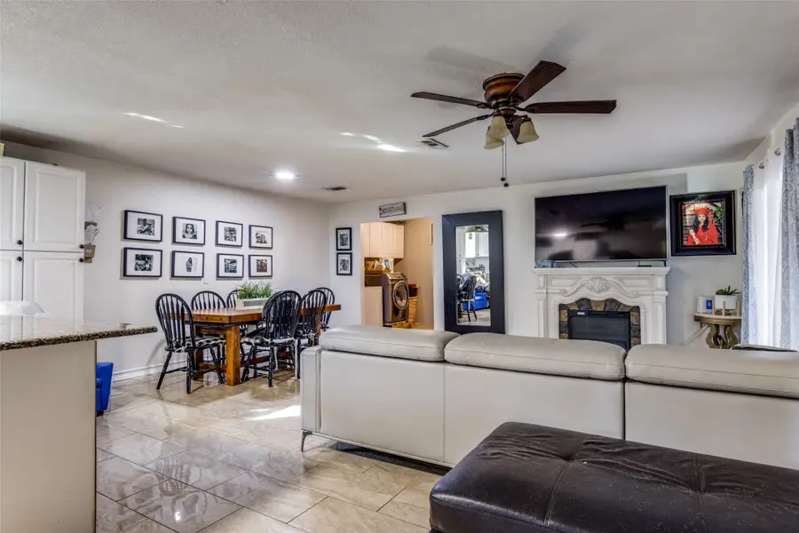 10523 Castlerock Drive, Dallas, TX 75217 - Image #2