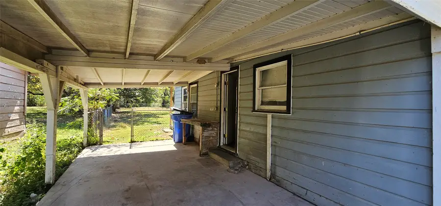 1713 W Frank Street, Grand Saline, TX 75140 - Image #3