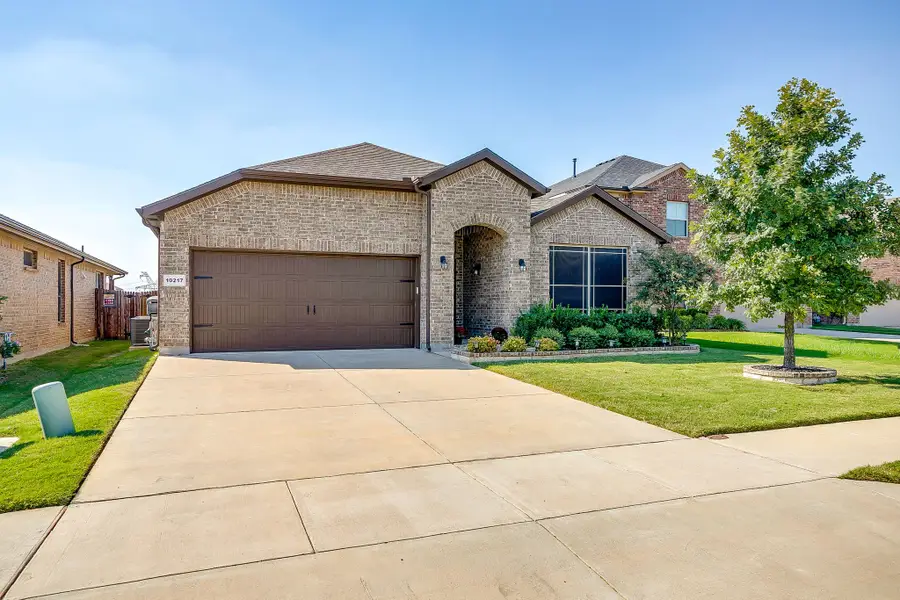 10217 Saltbrush Street, Fort Worth, TX 76177 - Image #3