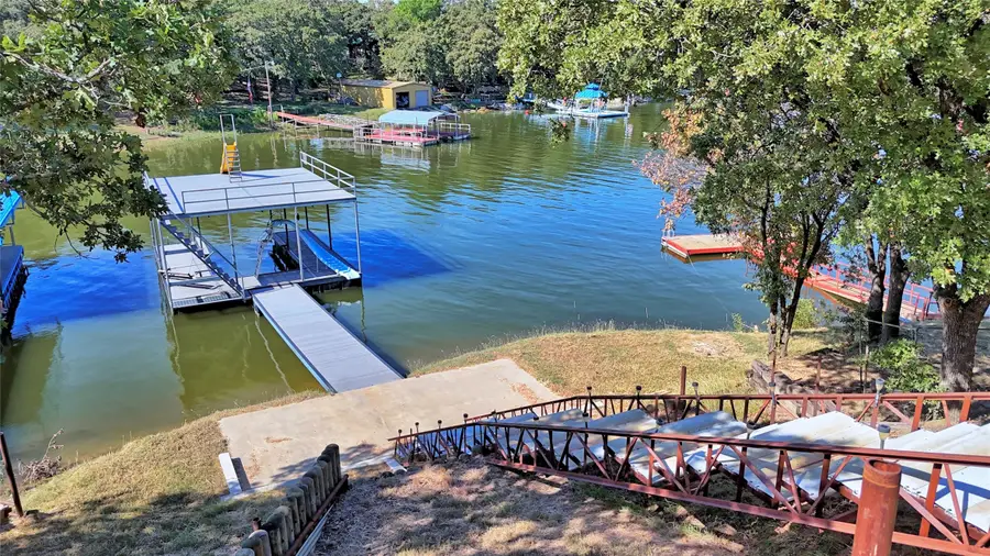 590 Bay Shore Drive, Nocona, TX 76255 - Image #2