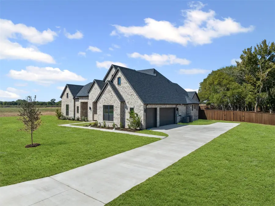 2140 Tutt Trail, Waxahachie, TX 75167 - Image #3