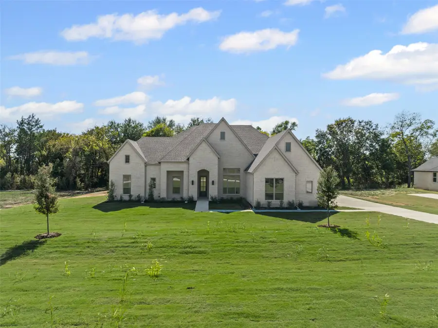 311 Mayberry Way, Waxahachie, TX 75167 - Image #2