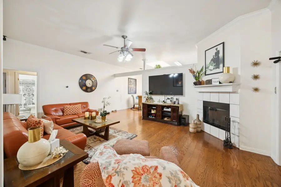 2901 Miles Way, Bedford, TX 76021 - Image #2