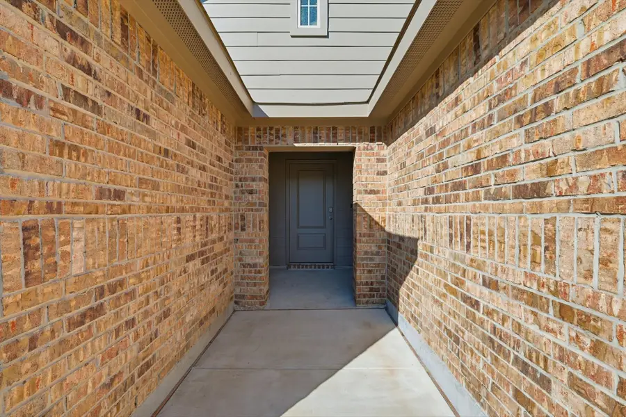 9521 Golden Summit Drive, Fort Worth, TX 76131 - Image #3