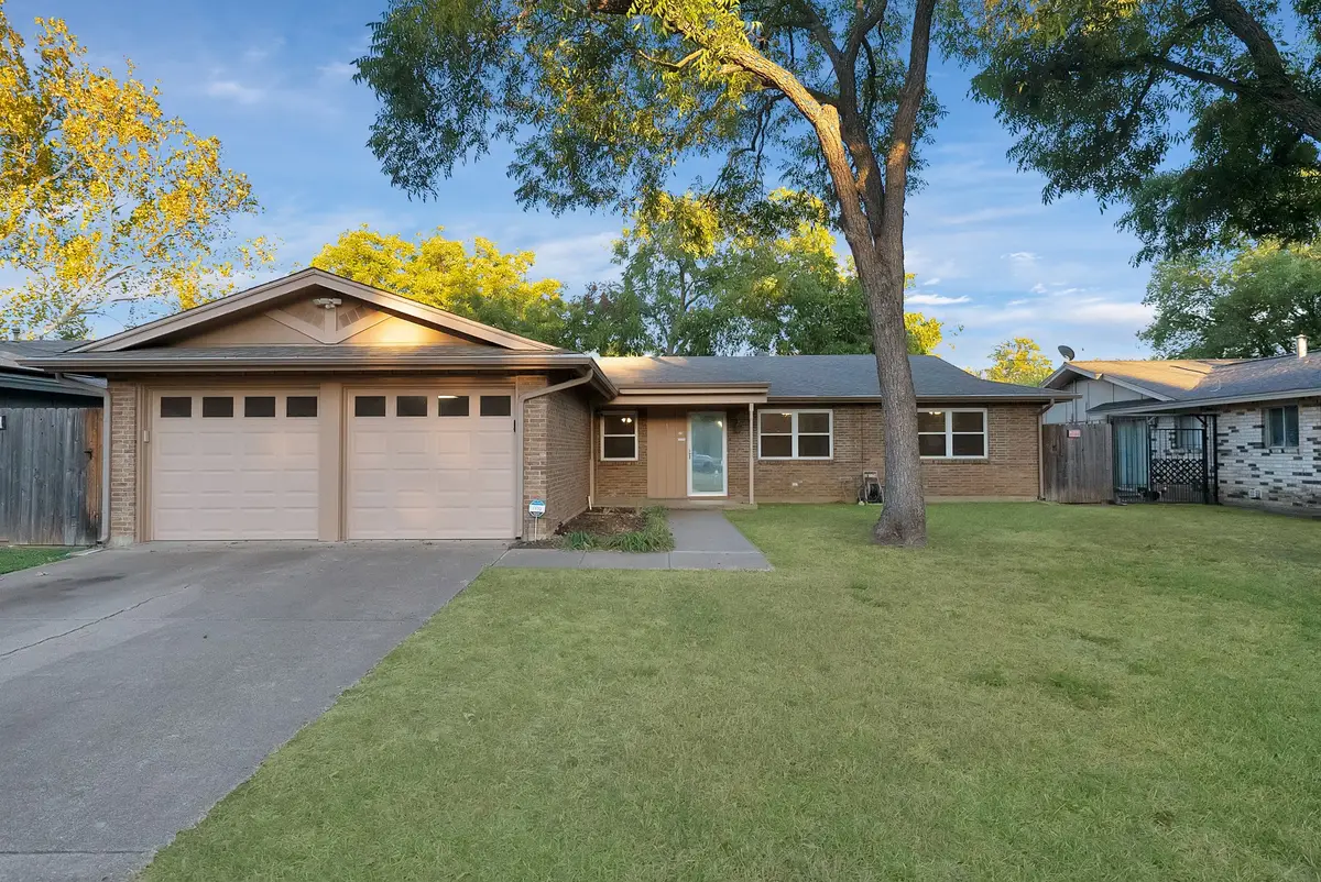 515 Buffalo Drive, Arlington, TX 76013 - Image #1