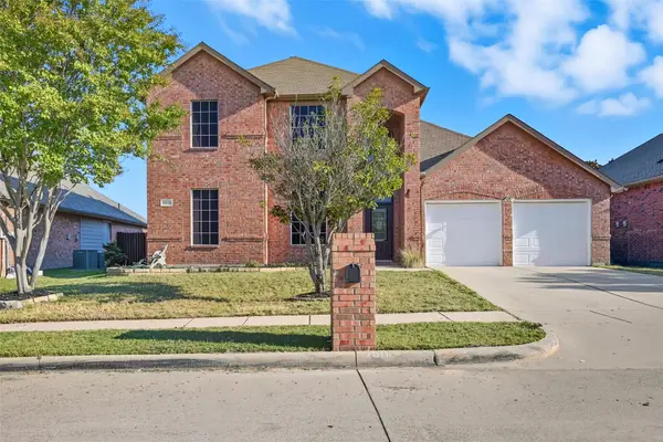 2011 Fair Oaks Circle, Corinth, TX 76210